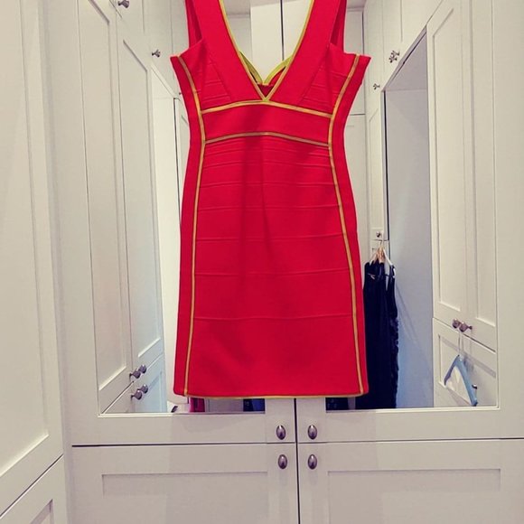 dress - Picture 2 of 4